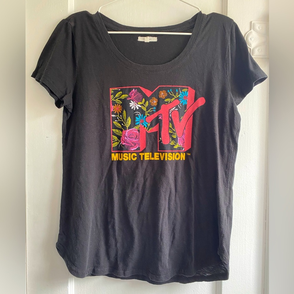 MTV Music Television Floral Tee | Size Medium